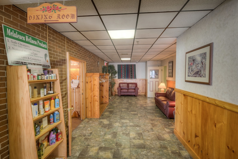Claymore inn & Suites 5/40