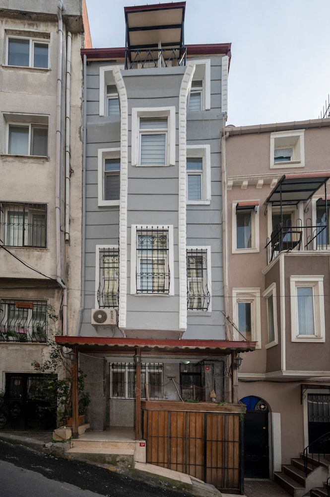 Taksim Suite Ii 3/35