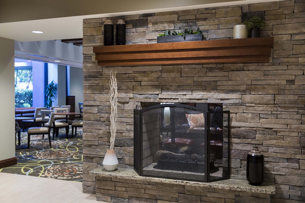 Staybridge Suites Atlanta Midtown 13/43