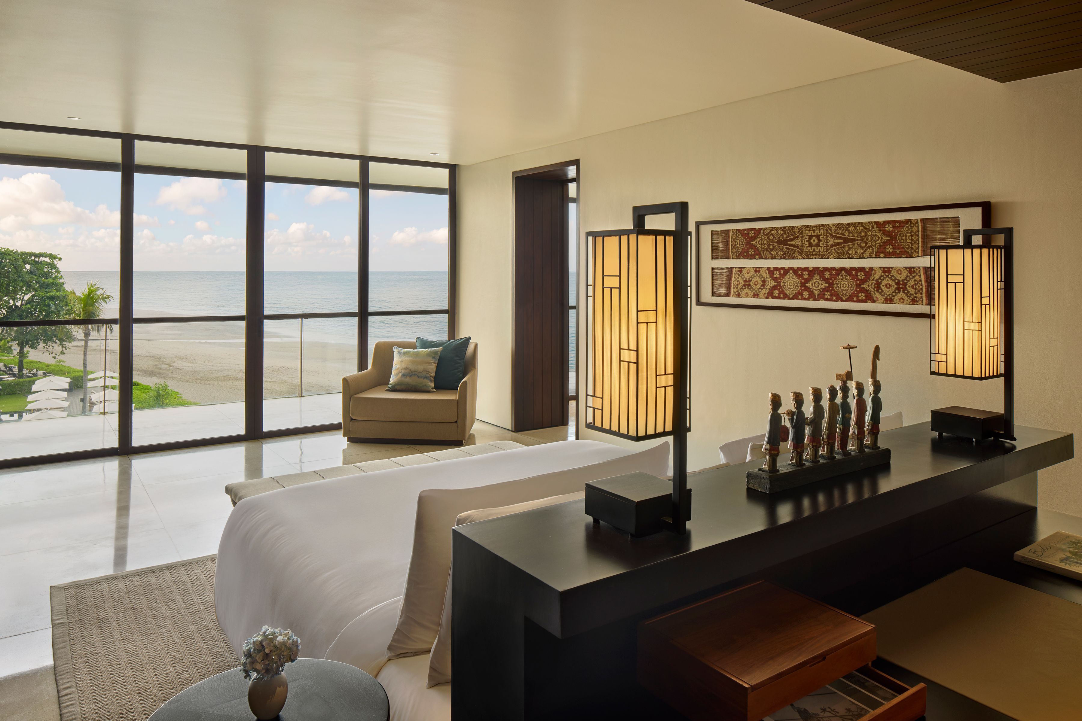 Beach, Suite