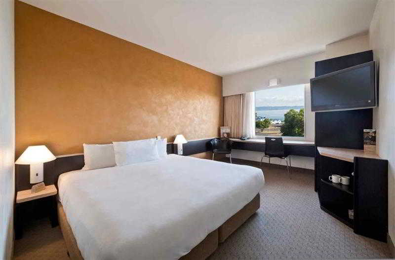 غرفة بسرير مزدوج بإطلالة على المدينة، IBIS ROTORUA 3/5