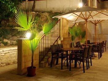 Valeo Hotel 24/29