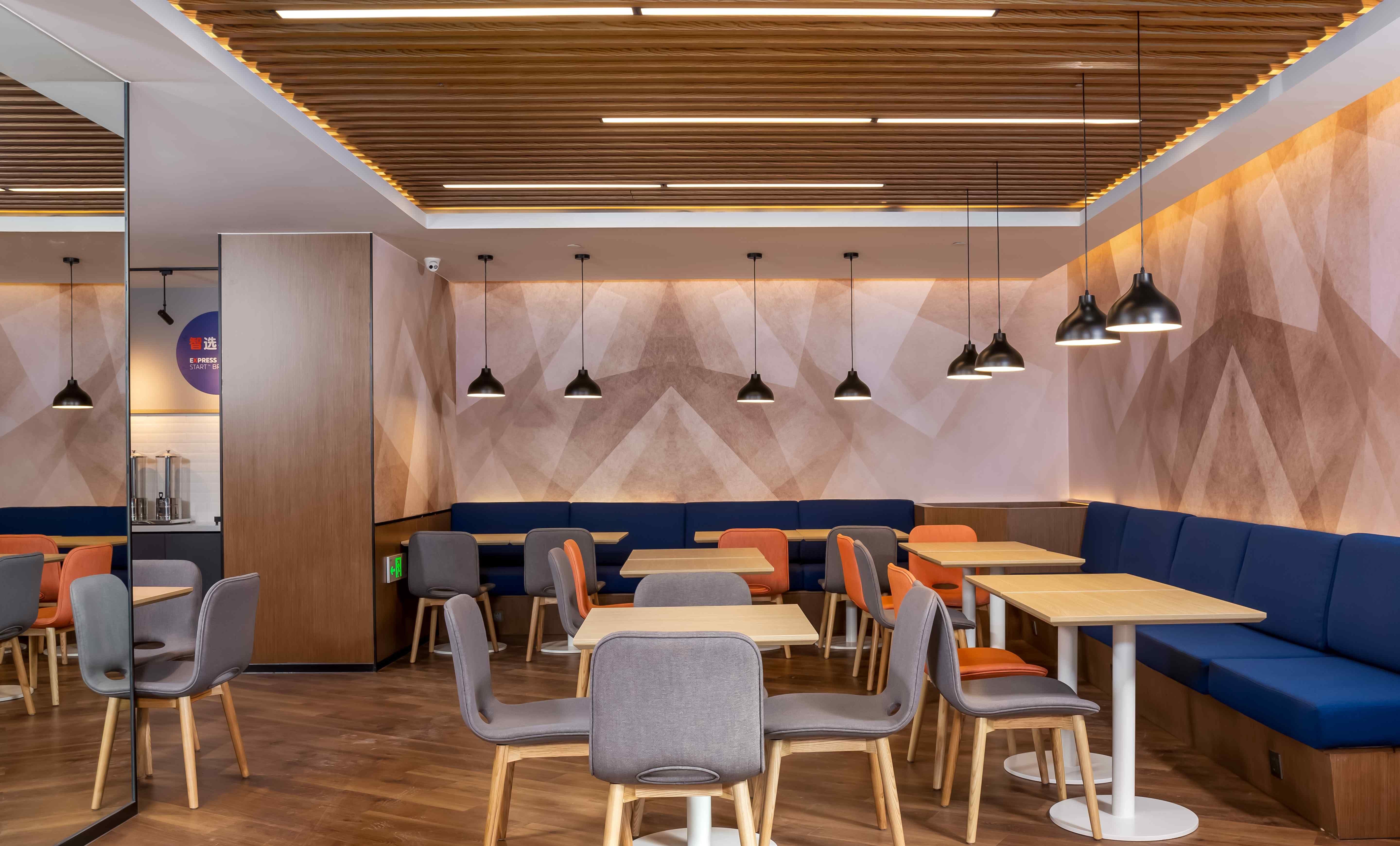 Holiday Inn Express Nanjing Lishui 24/37