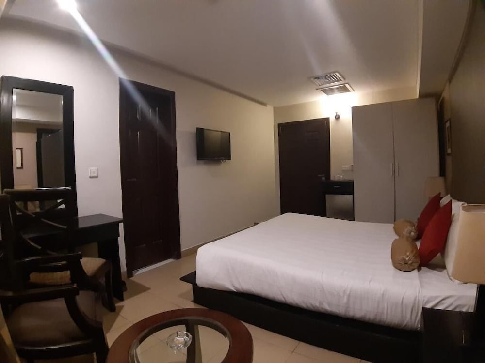 The Grand Inn Hotel 13/50