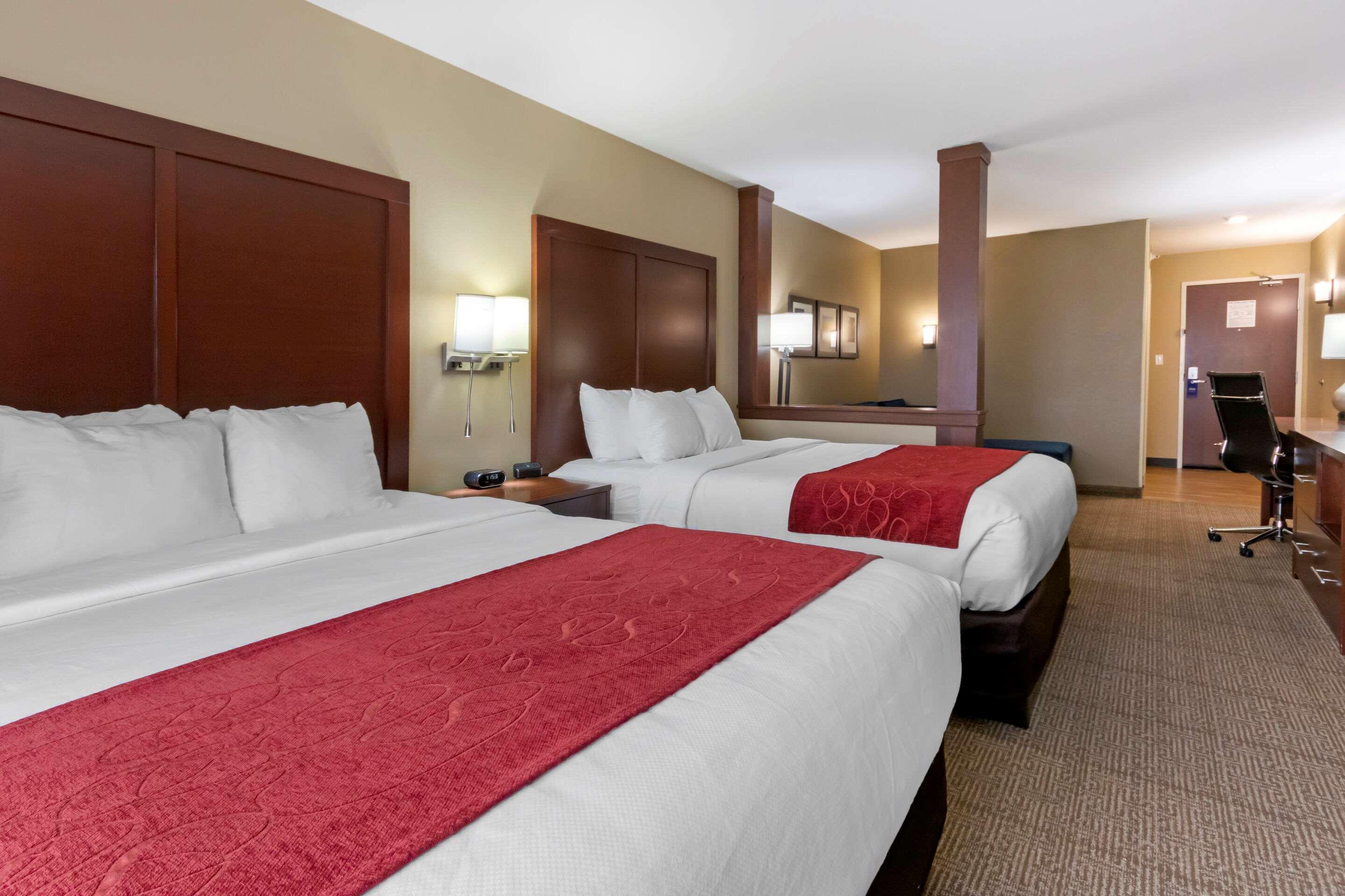SUITE, 2 QUEEN BEDS, ACCESSIBLE