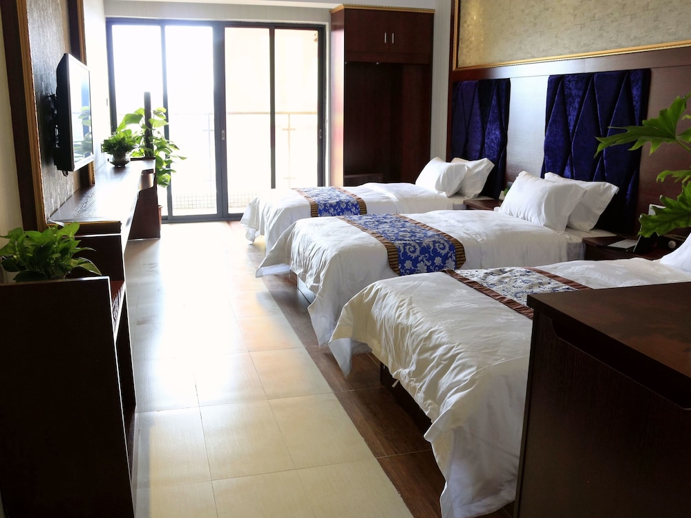 GUANGZHOU JUNYE INTERNATIONAL HOTEL(JUNYE) 7/23