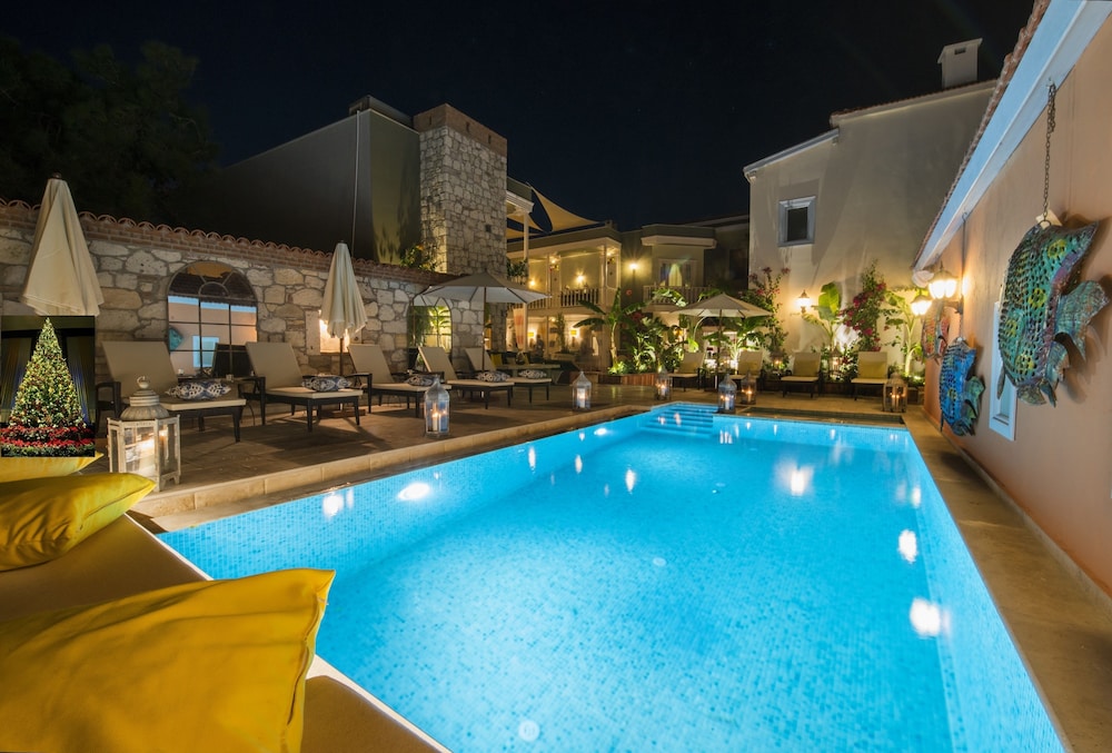 Marge Hotel 44/48