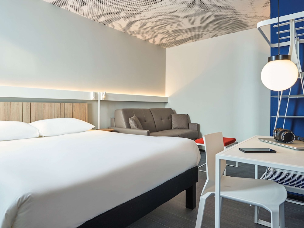 Ibis Clamart Paris Velizy 20/60