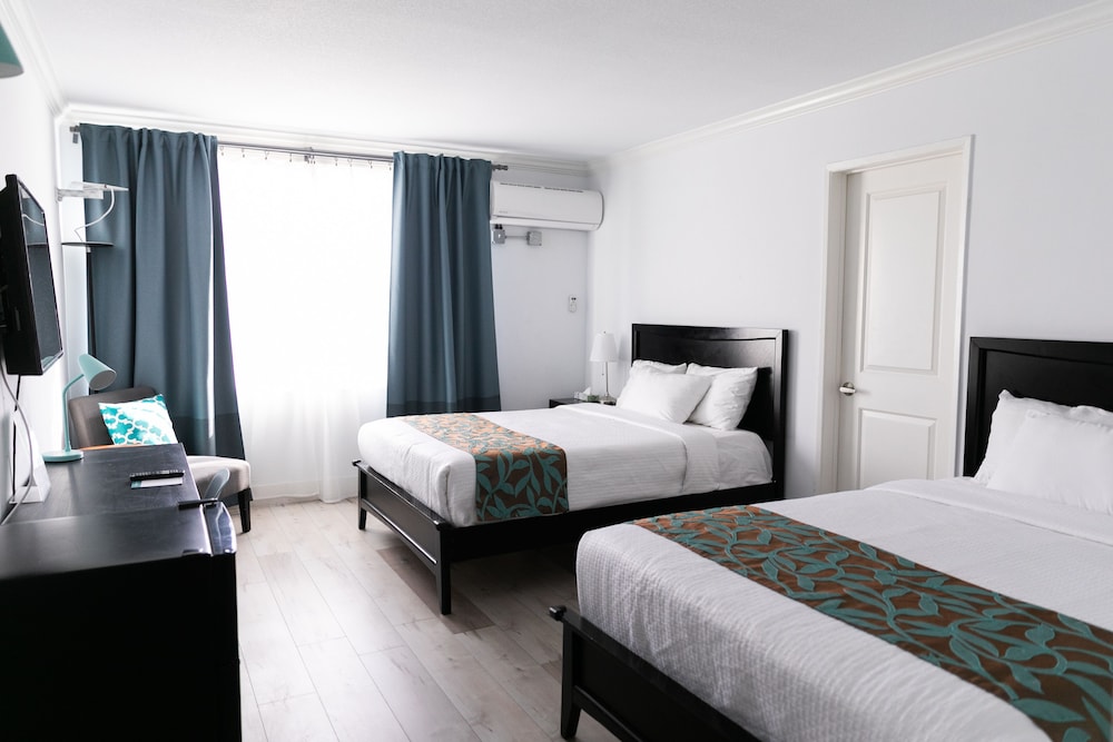 Hometel Suites 26/72
