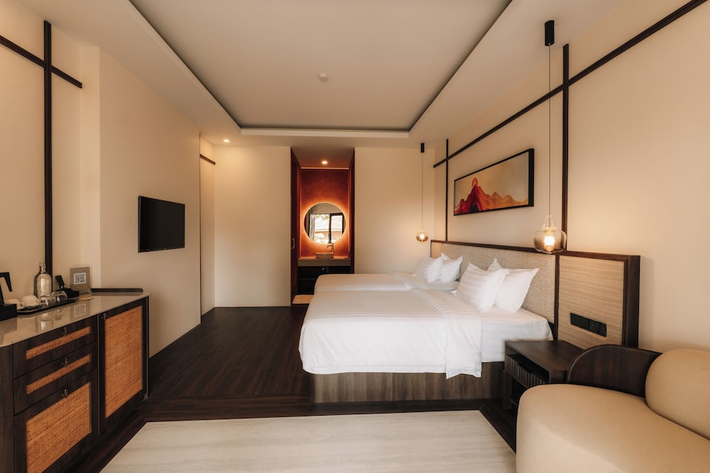 KTM Resort 14/50