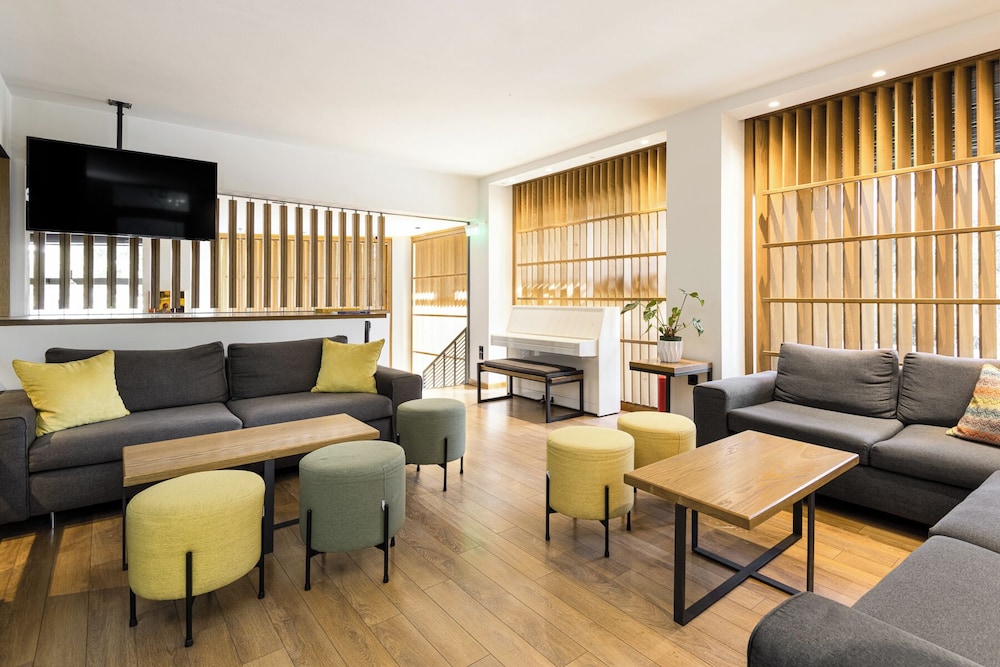 Park Hotel 45/67