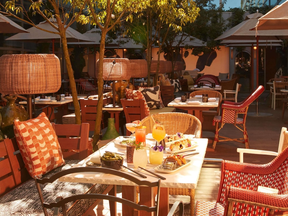 Mondrian Bordeaux Hotel des Carmes 45/56