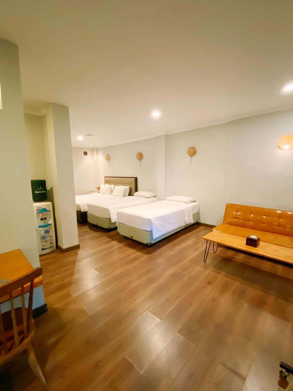 Family, Twin Beds
