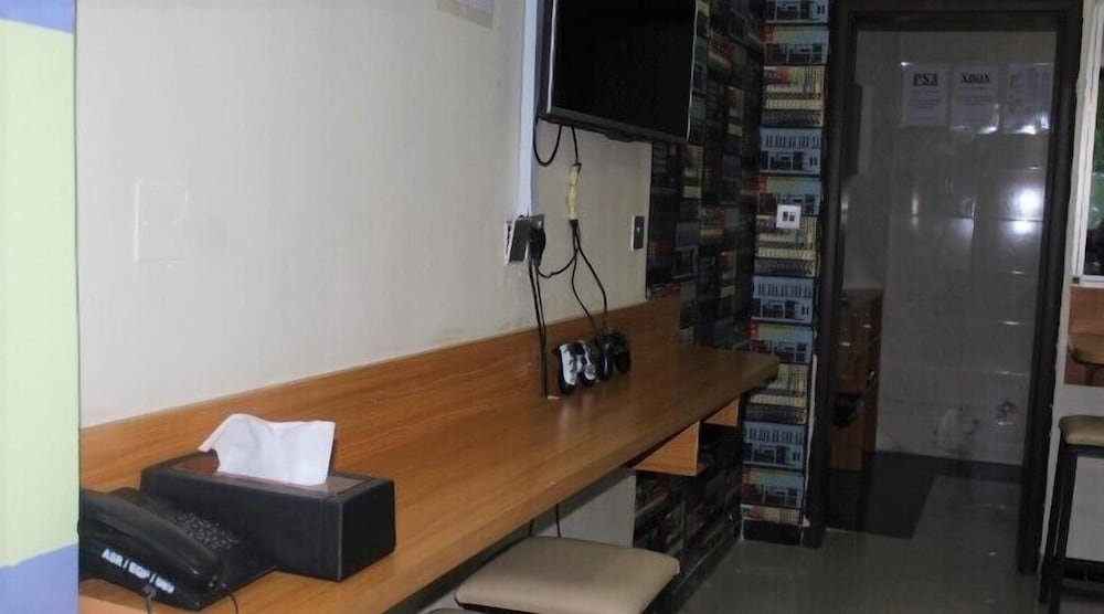 Avital Suites And Resort 70/75