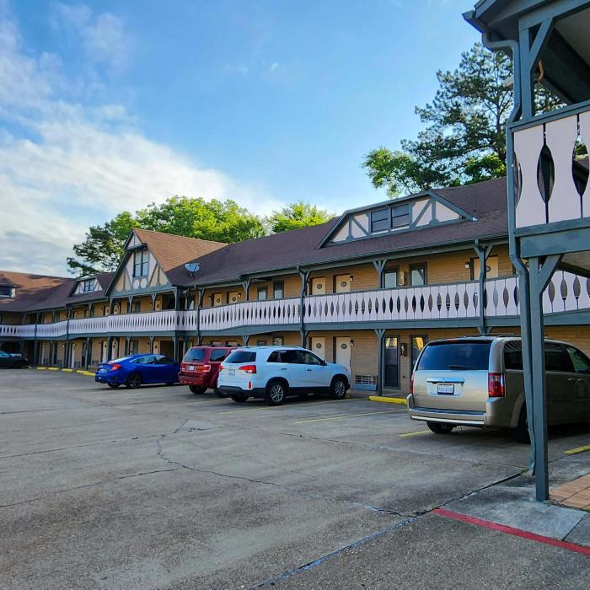 Knights Inn Tyler 39/55