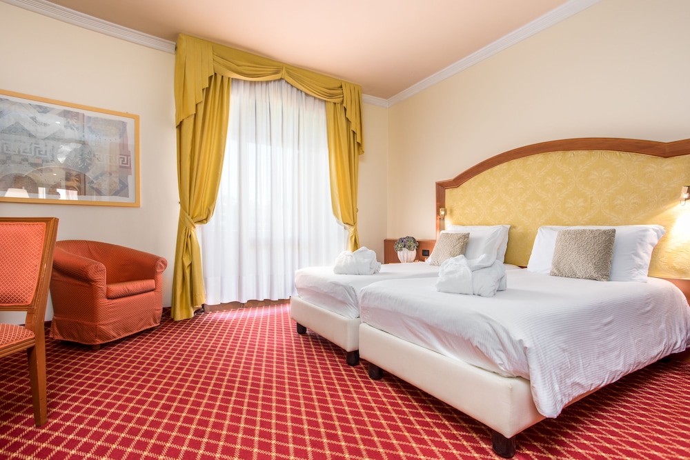 Hotel Sporting 9/50