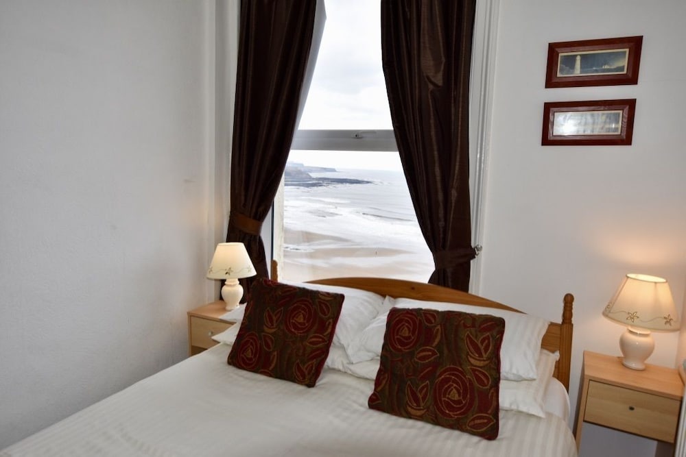 Marlborough Seafront Holiday Apartments 17/50