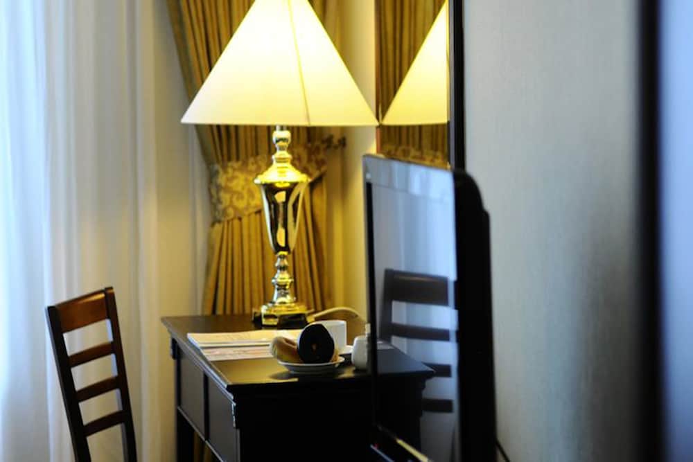 The Katerina Hotel 20/33