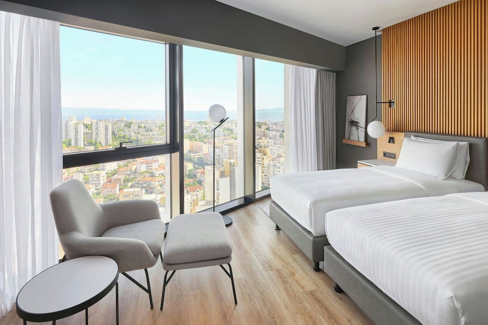 AC Hotel Split 26/79