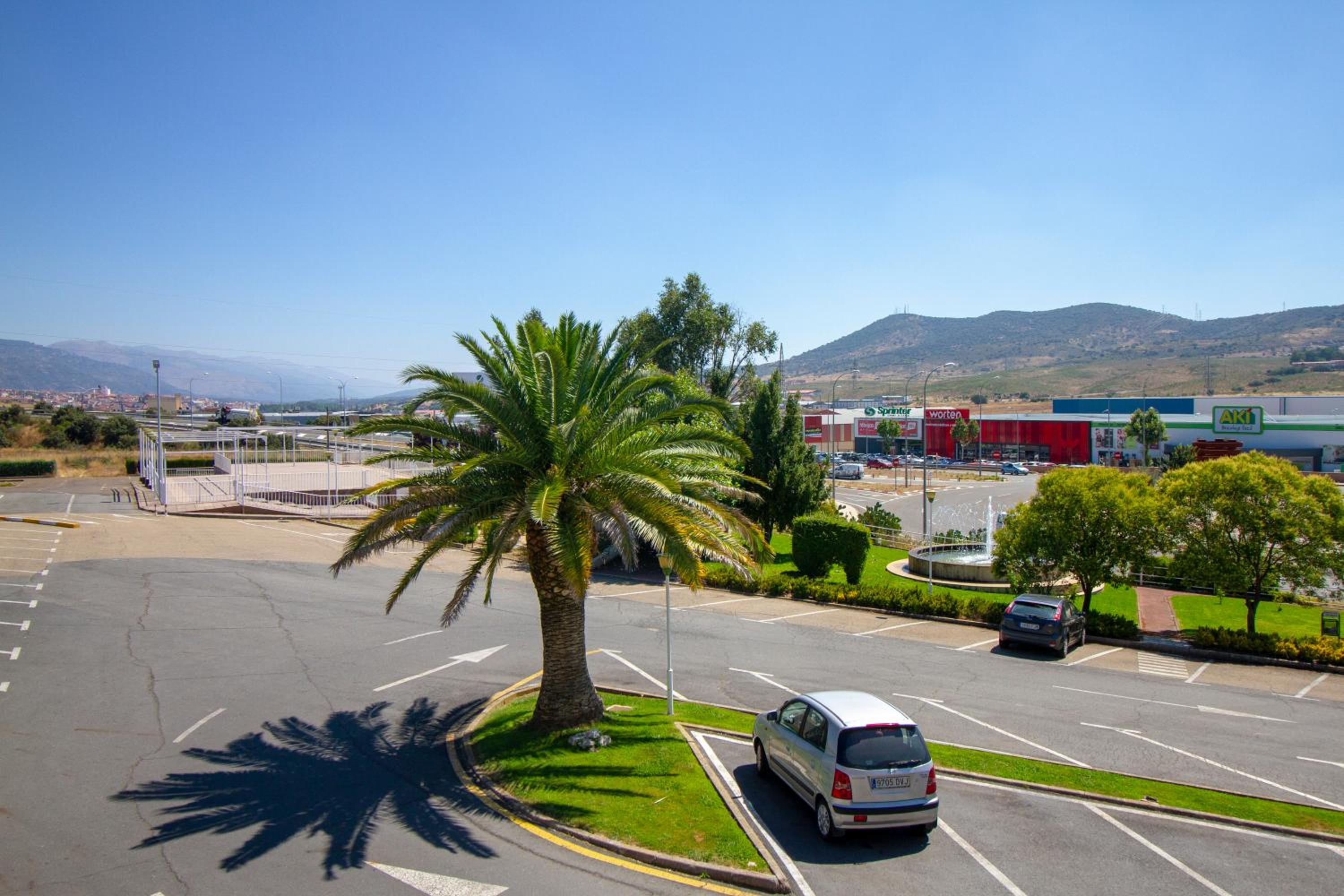 Hotel Azar 42/59