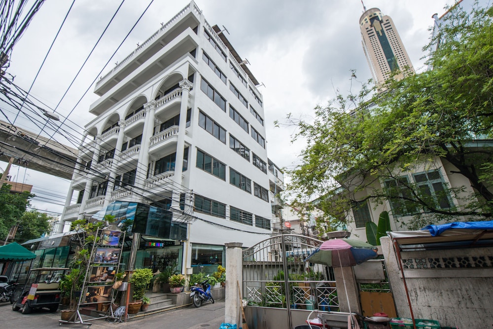 Best House Bangkok 42/50