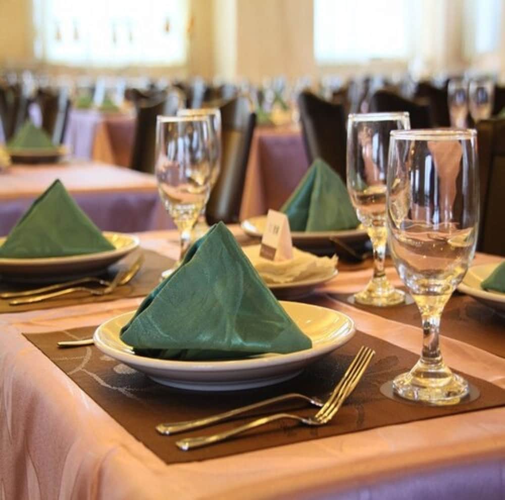 Yaling Hotel 29/40