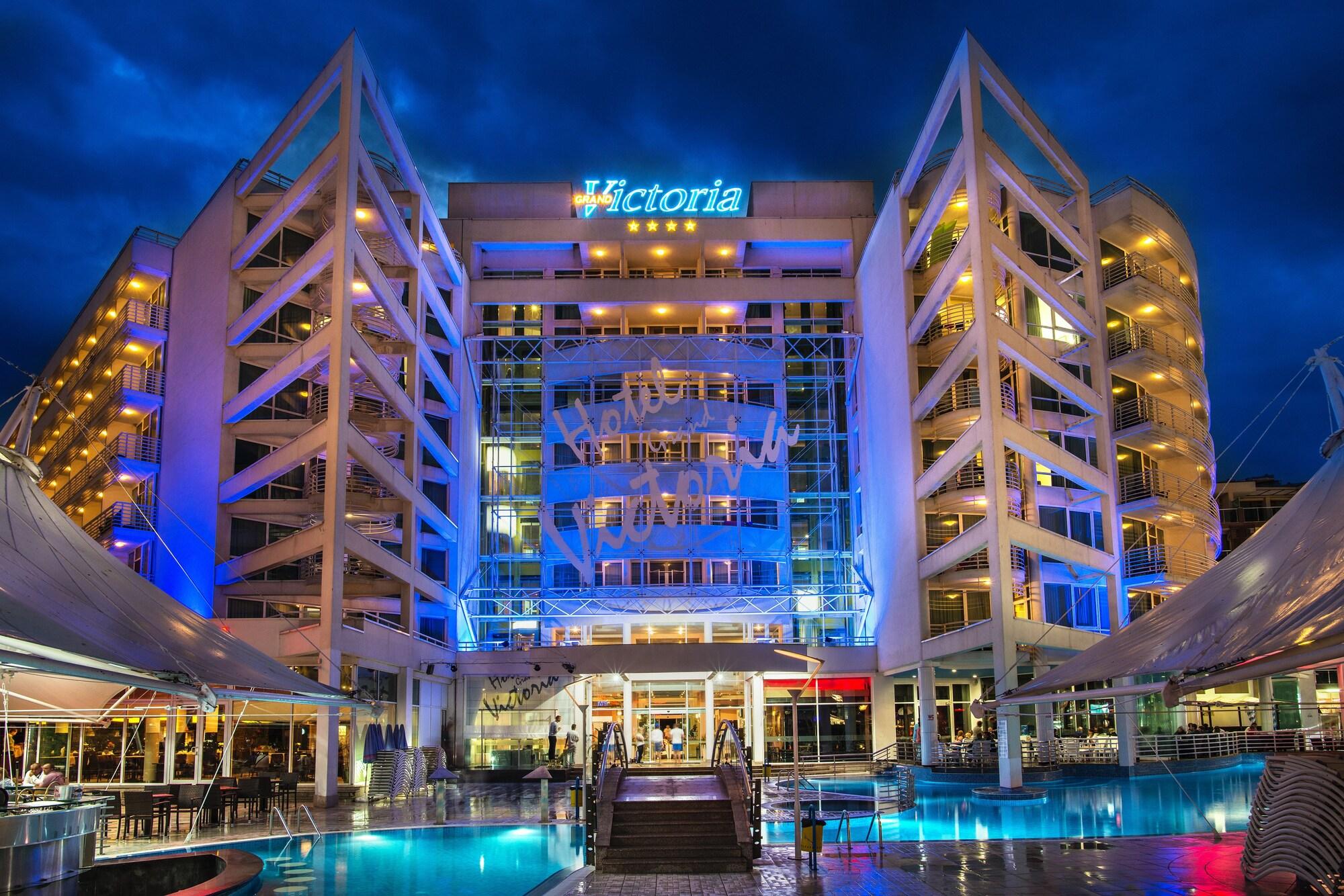Effect Grand Victoria Hotel 7/57