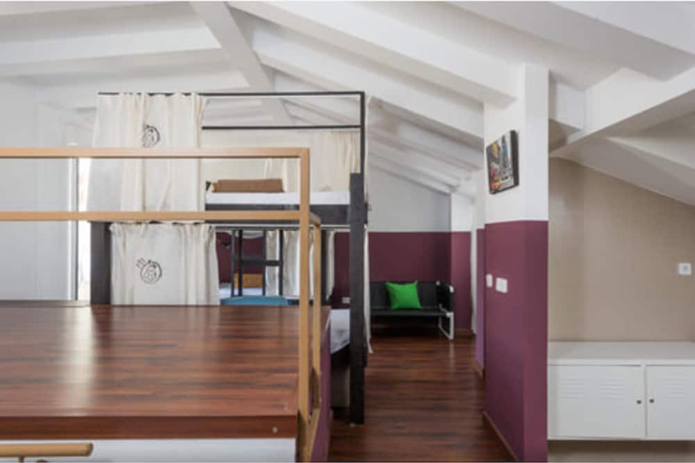 Feel Malaga Hostel 4/58