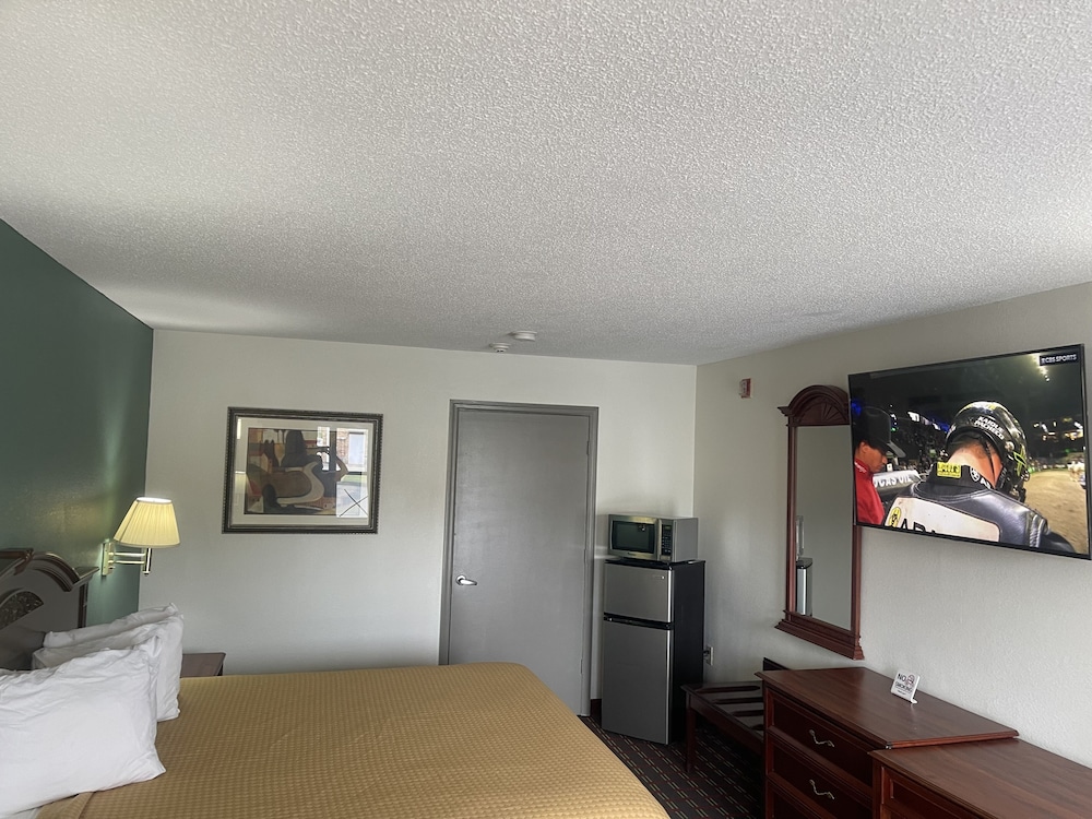 Loyalty Inn Hawkinsville 28/37
