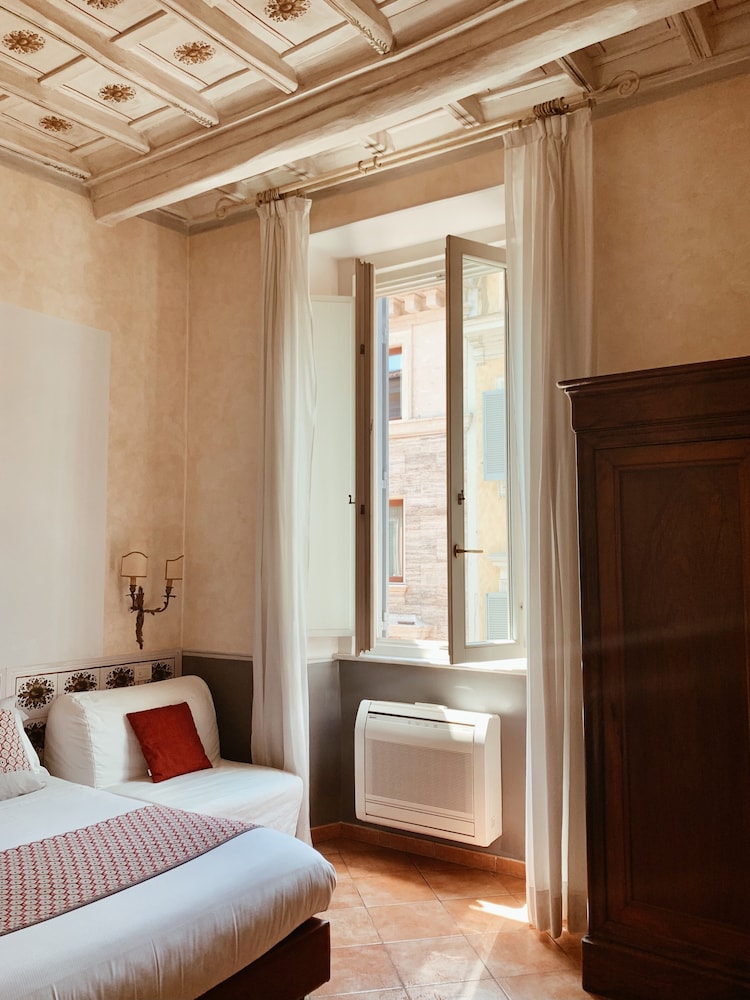 Residenza Sciarra 49/66