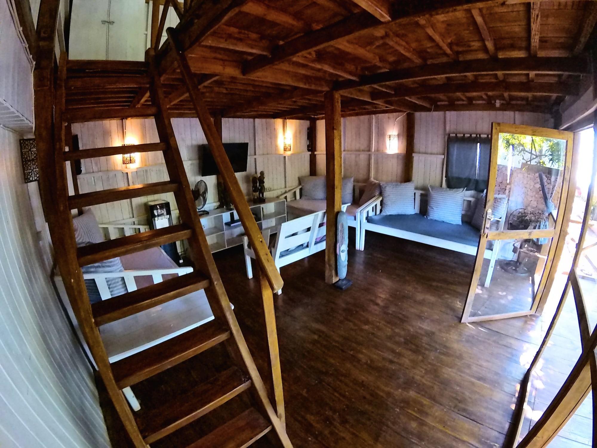 Cosmos Bungalows 22/50