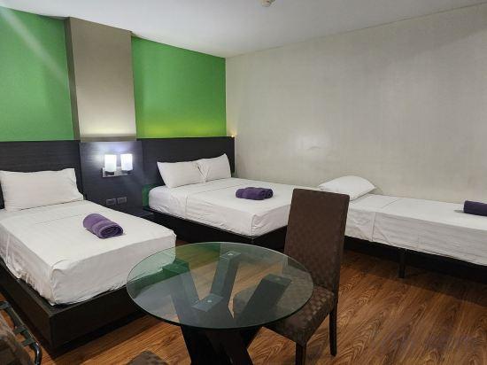 Penthouse, Suite, Quadruple, Queen and Twin Beds