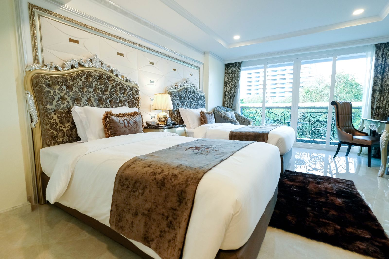 Deluxe, Double or Twin Bed, City View