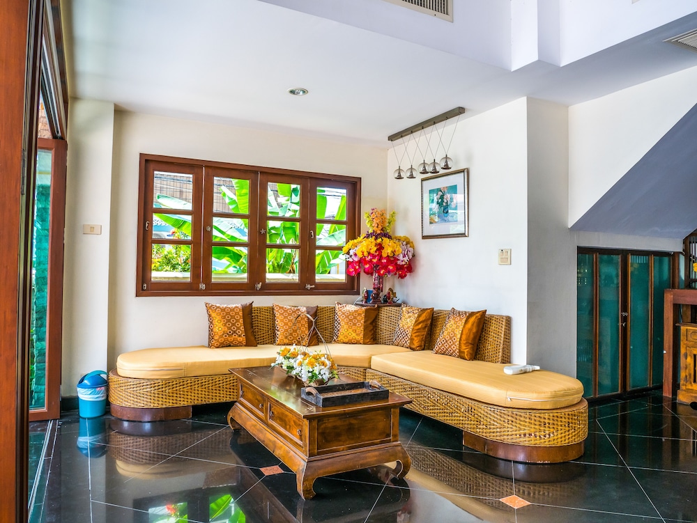 Chomsin Hua Hin Hotel 28/49