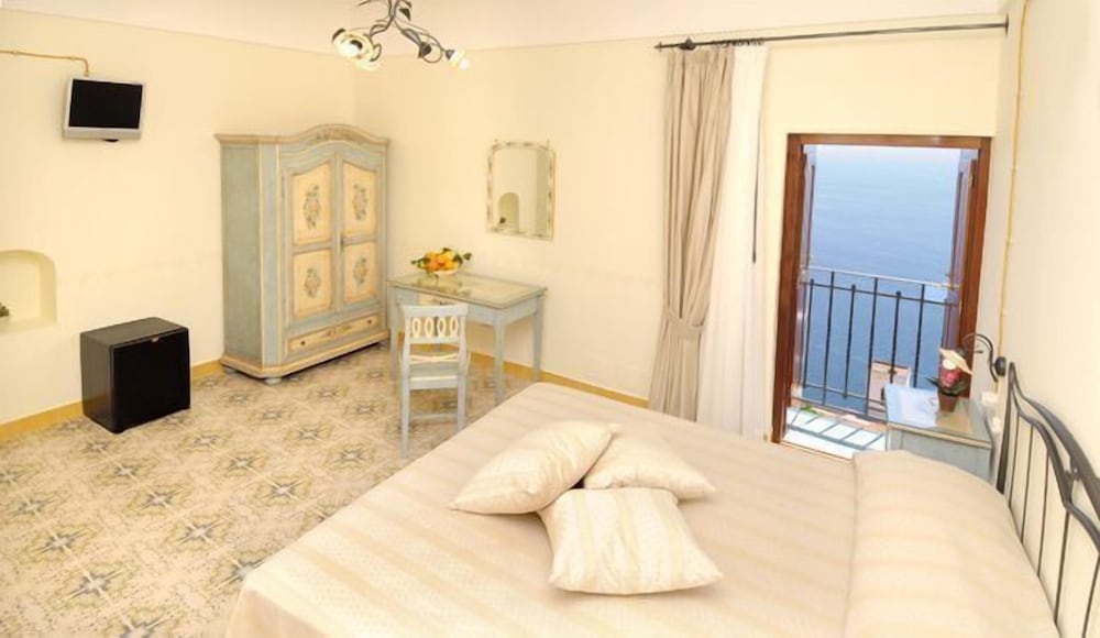 Locanda Degli Dei 7/16