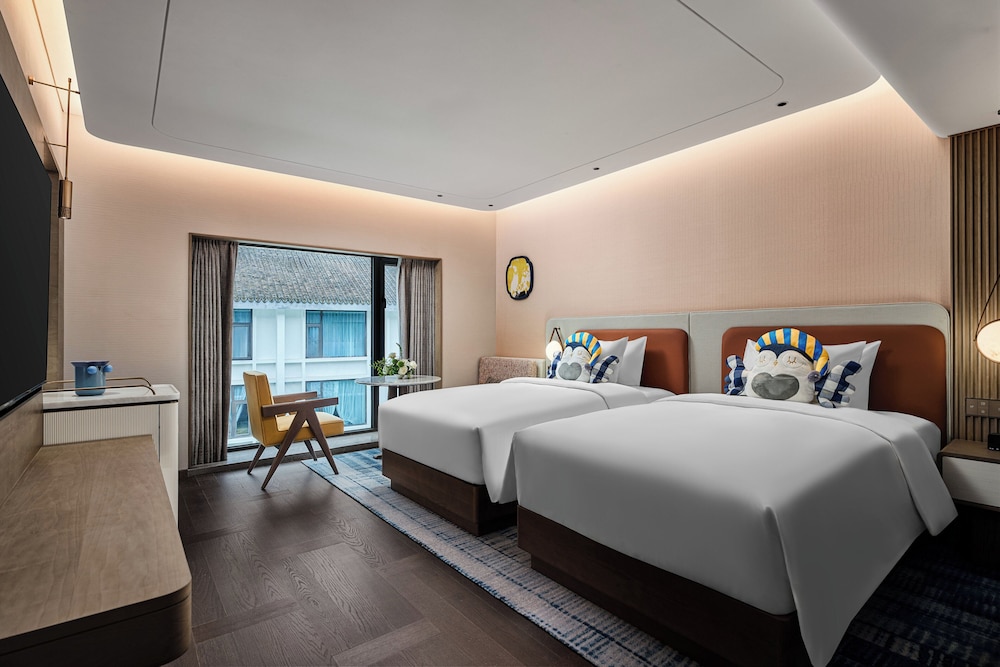 غرفة قياسية بسريرين منفصلين، voco Xitang by IHG 2/4