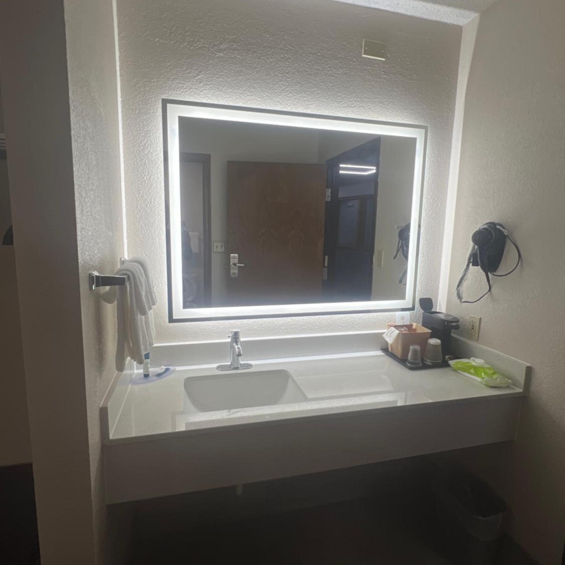 استوديو بسرير كينج، Apple Tree Inn and Suites 4/4