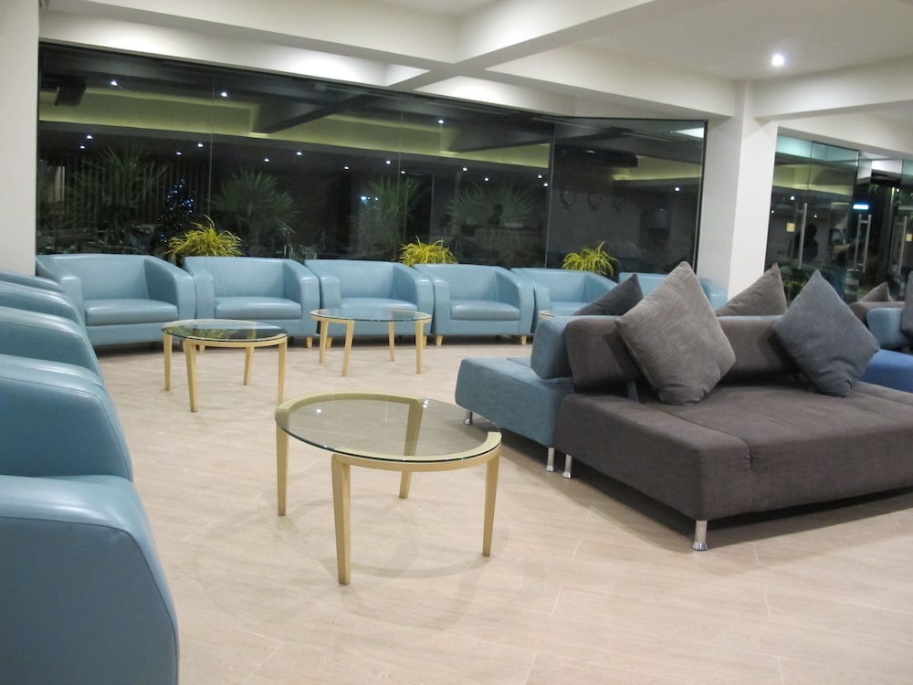 Suvarnabhumi Oriental Resort 48/64