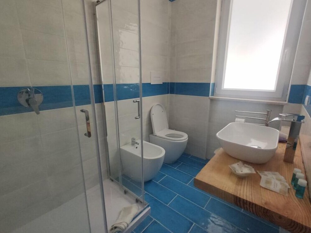Hotel Artemide Mare 36/40