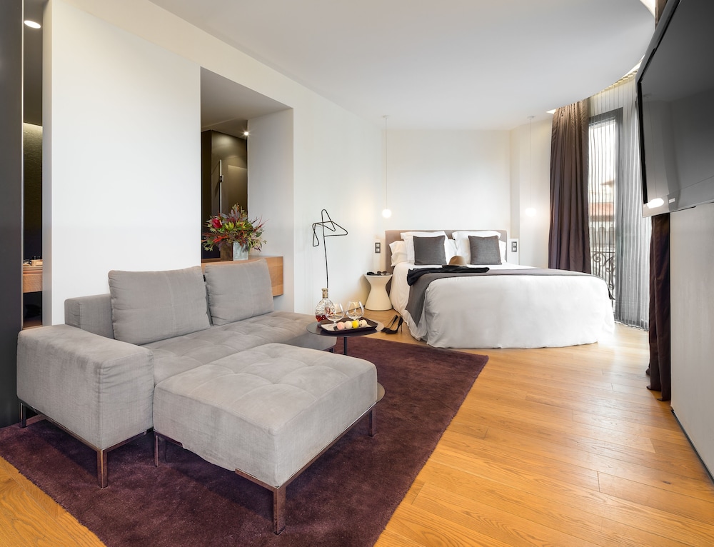 Ohla Barcelona 23/70