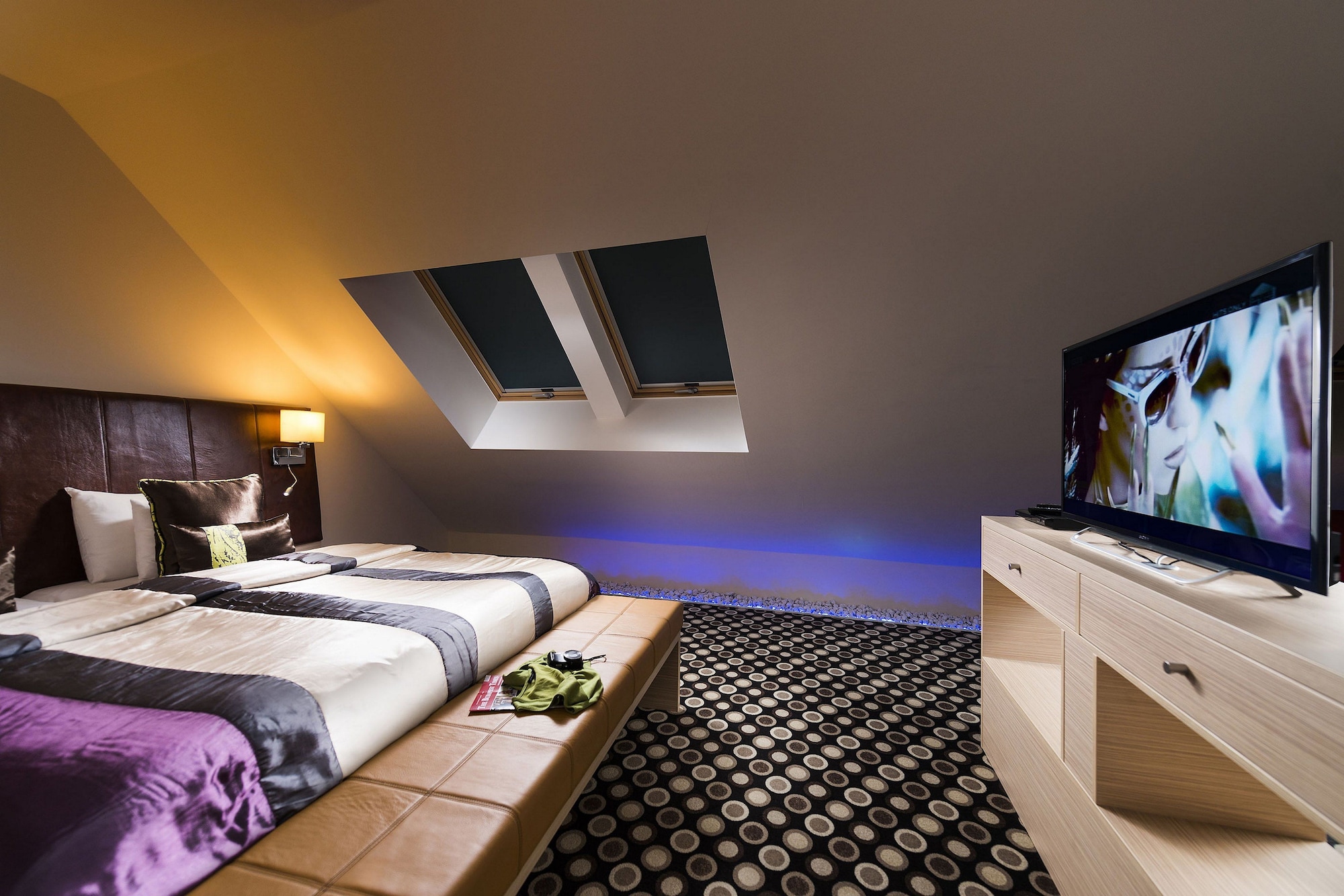LUXURY, SUITE, DOUBLE BED, SAUNA
