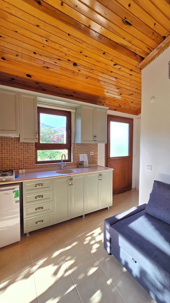 Yarimada Butik Otel 3/48
