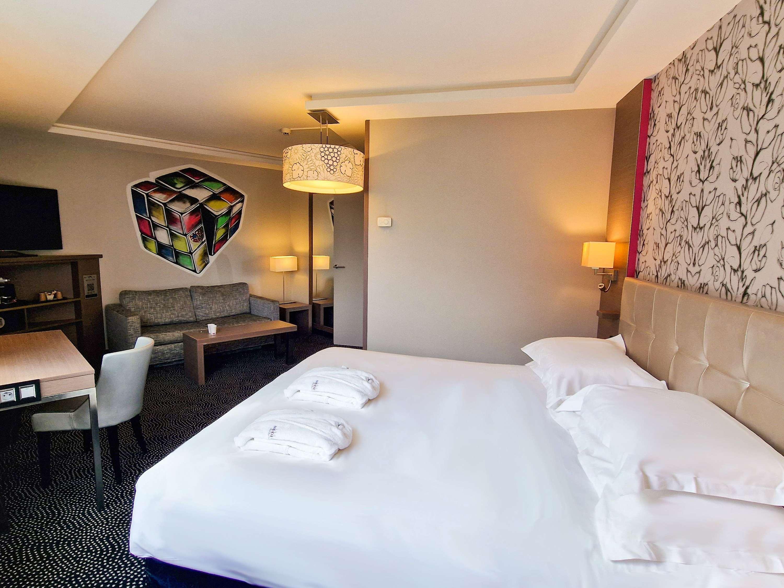 JUNIOR SUITE, DOUBLE BED