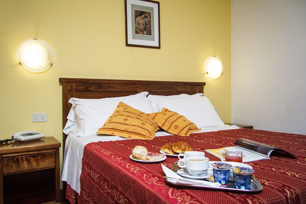 Nizza Hotel 16/69