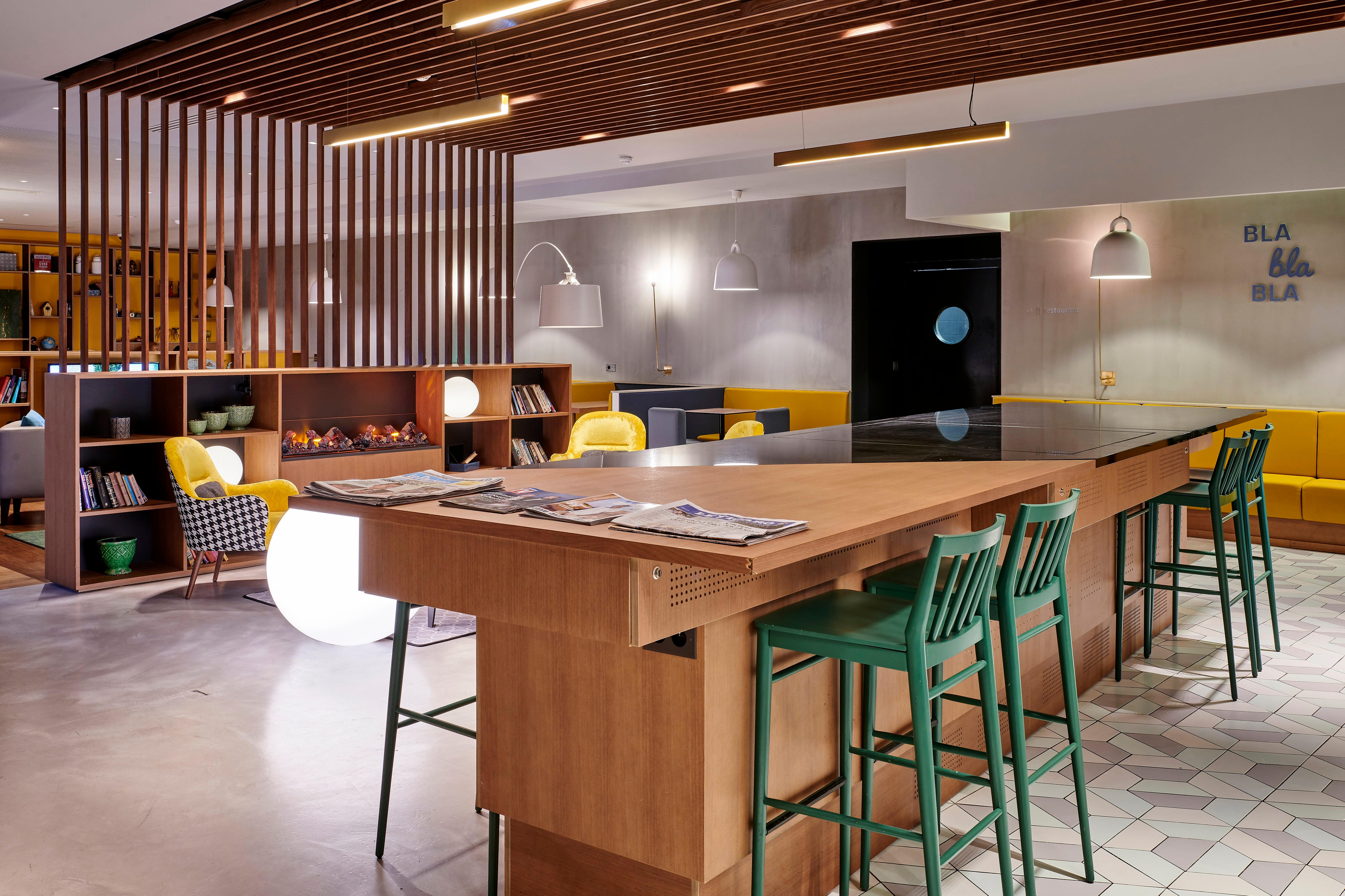 HOLIDAY INN PARIS MARNE LA VALLEE 35/50