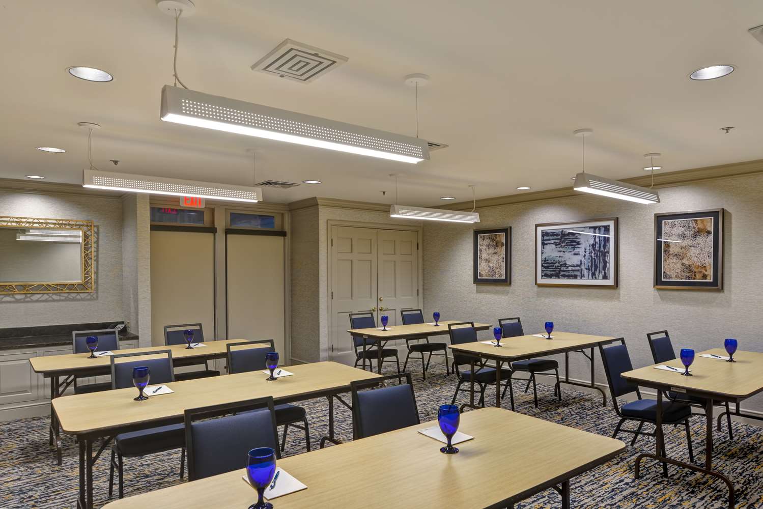 Homewood Suites by Hilton Hartford Windsor Locks 14/22
