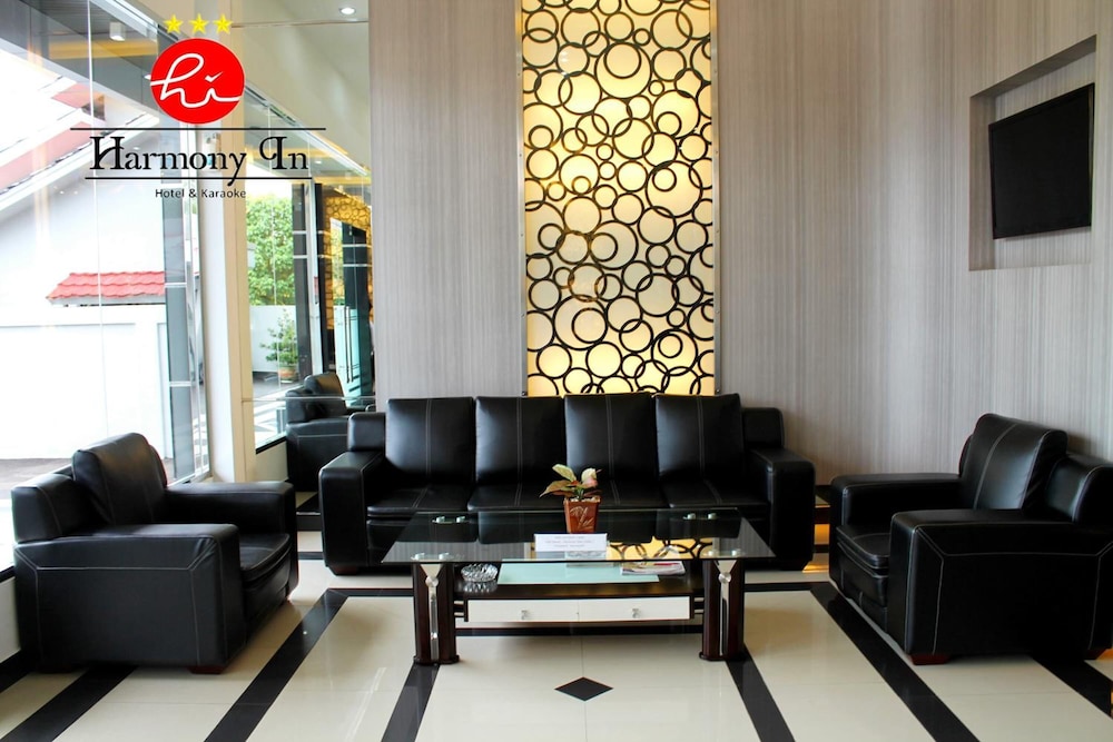 Hotel Harmony In Pontianak 51/62