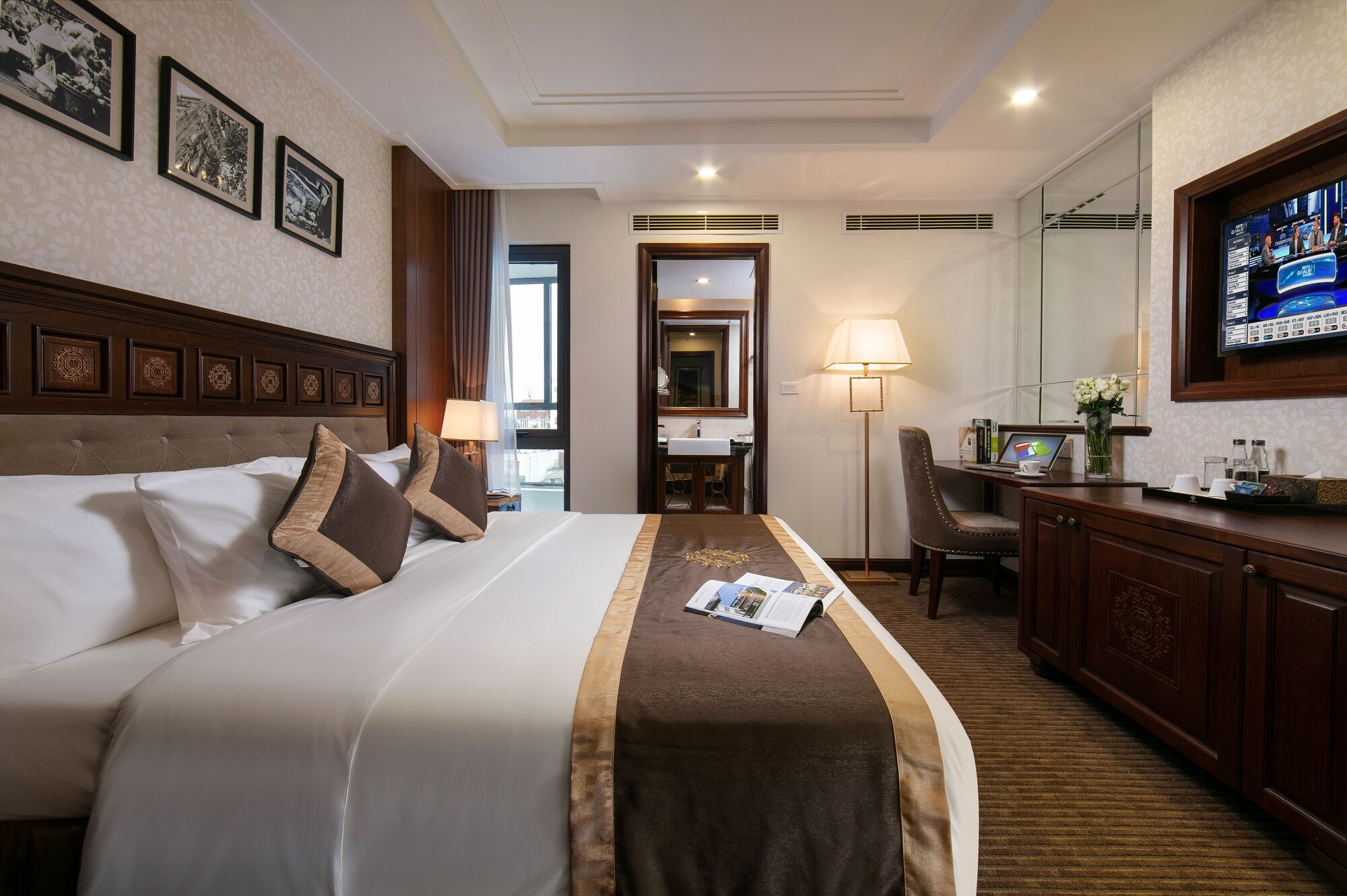 DELUXE, DOUBLE BED