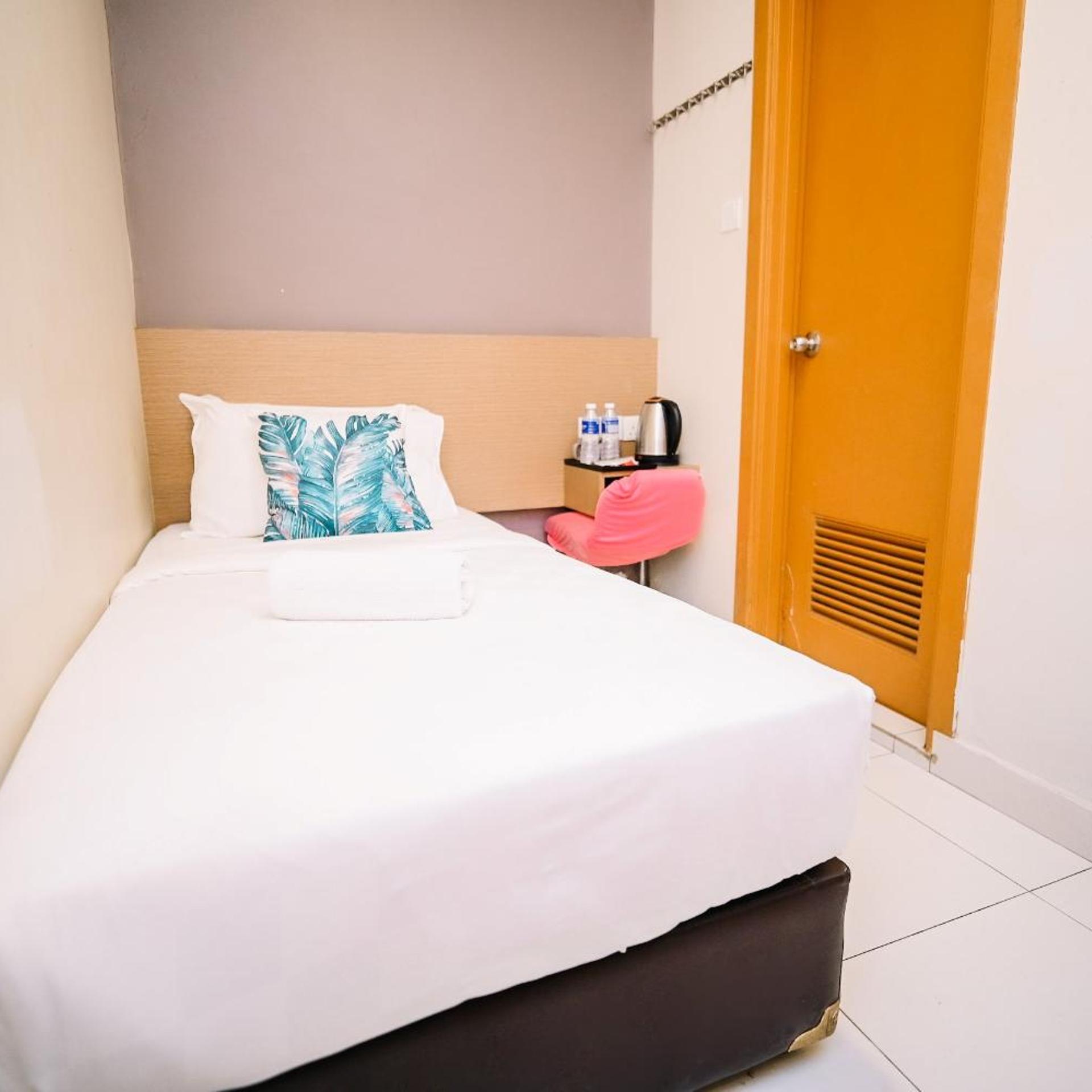 Harbour Hotel 27/42