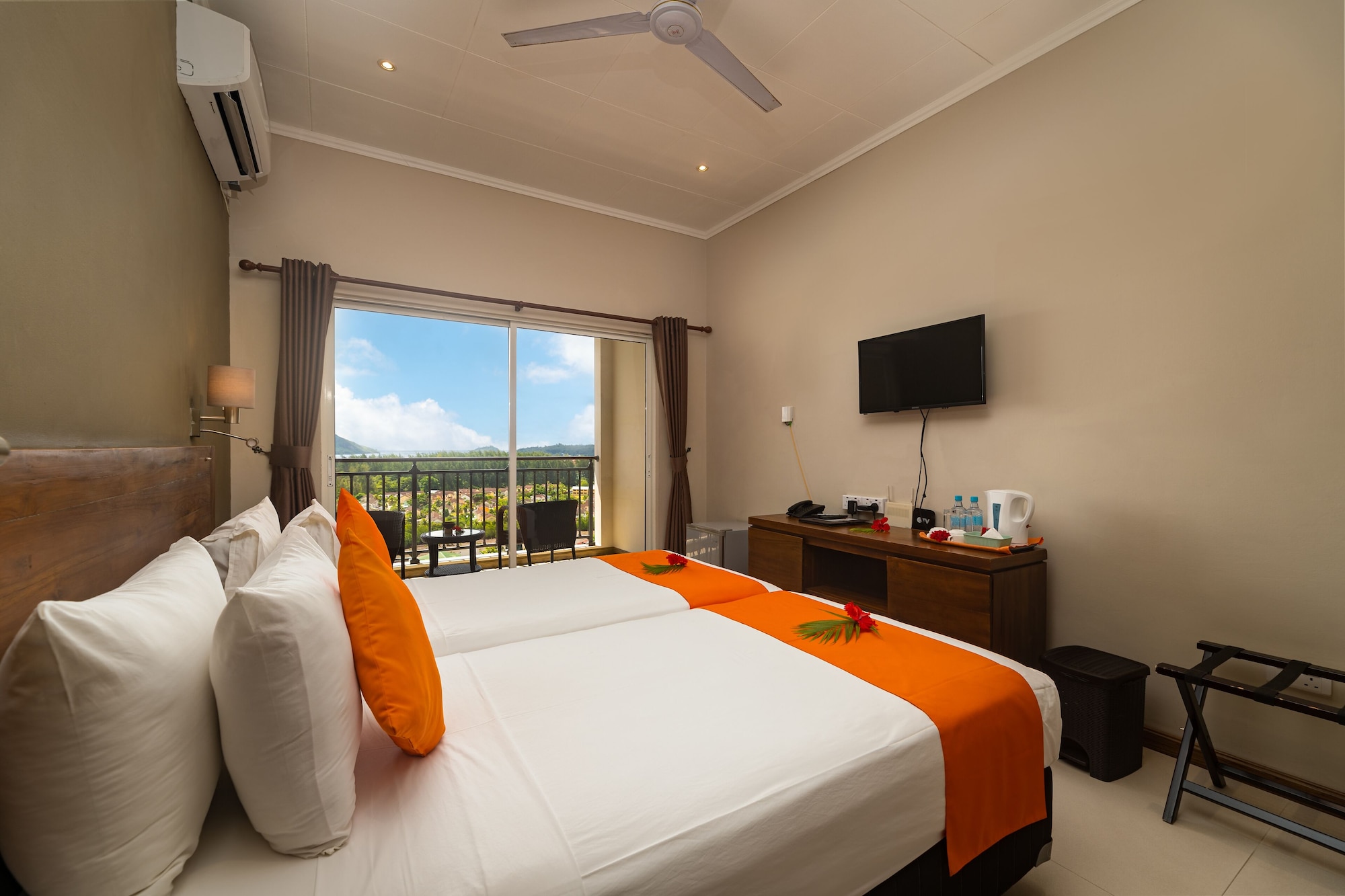 STANDARD, TWIN BEDS